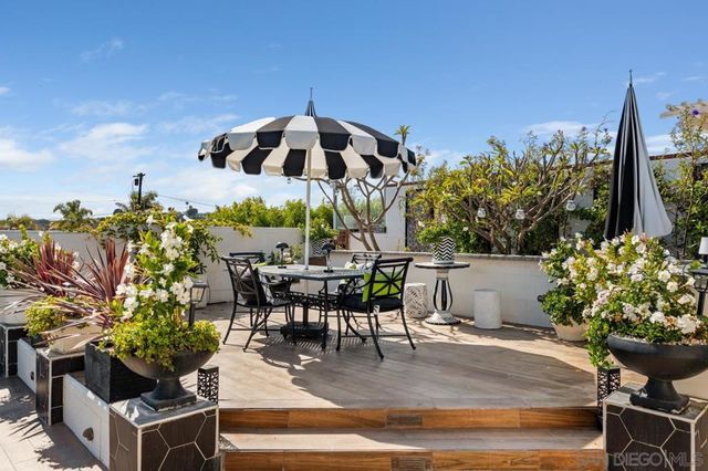 2402 Alto Cerro Circle, San Diego, CA 92109