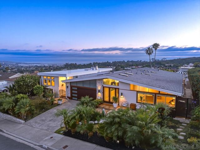 2402 Alto Cerro Circle, San Diego, CA 92109