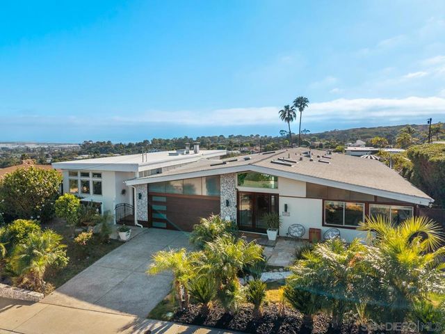 2402 Alto Cerro Circle, San Diego, CA 92109