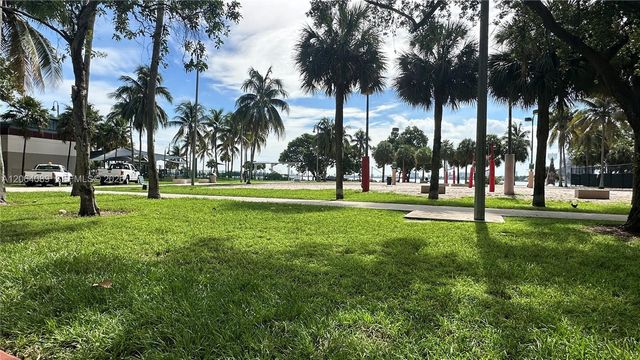 1750 N Bayshore Drive 2607, Miami, FL 33132