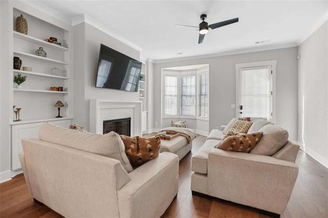 4466 Lemon St, Acworth, GA 30101