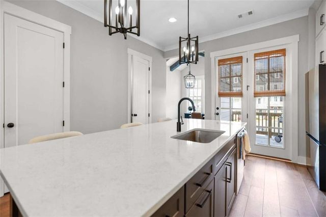 4466 Lemon St, Acworth, GA 30101