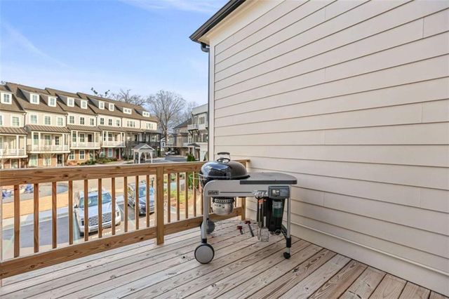 4466 Lemon St, Acworth, GA 30101