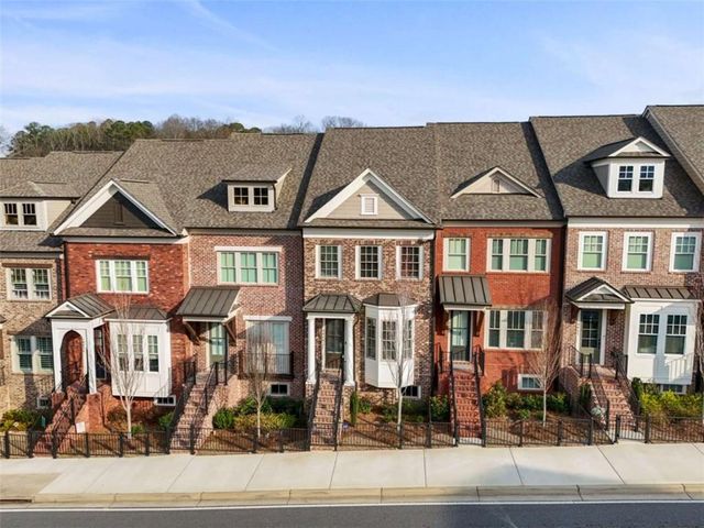 4466 Lemon St, Acworth, GA 30101