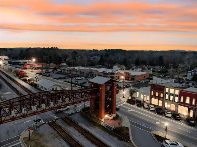 4466 Lemon St, Acworth, GA 30101