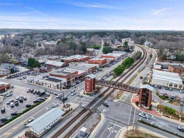 4466 Lemon St, Acworth, GA 30101