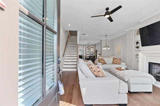 4466 Lemon St, Acworth, GA 30101