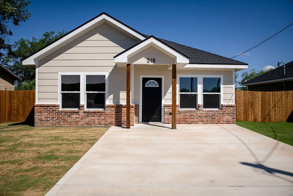 218 W 27th Street, San Angelo, TX 76903