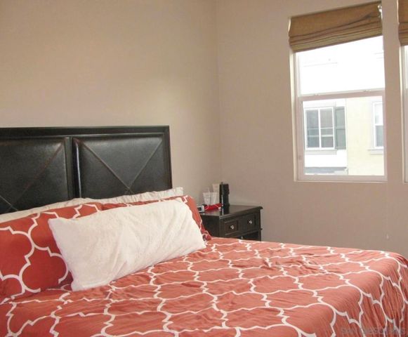 8807 N Promenade Pl, San Diego, CA 92123