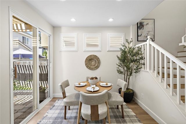 14 Poppyfield Lane, Rancho Santa Margarita, CA 92688