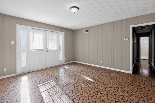 3346 COVINGTON PIKE, Memphis, TN 38134