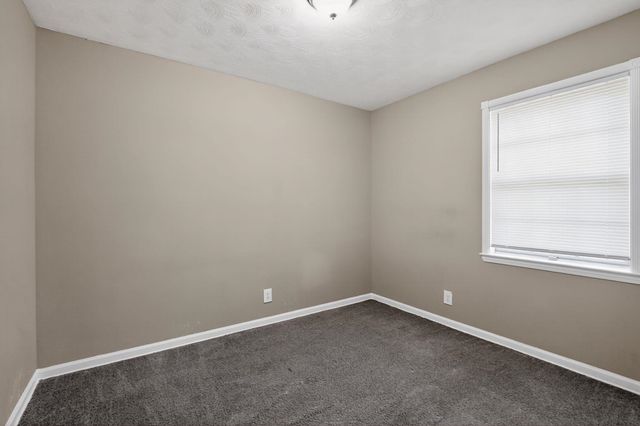 3346 COVINGTON PIKE, Memphis, TN 38134