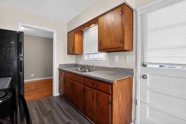 3346 COVINGTON PIKE, Memphis, TN 38134