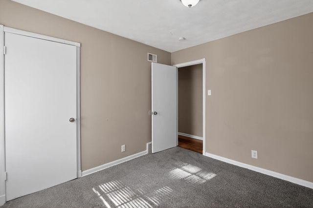 3346 COVINGTON PIKE, Memphis, TN 38134