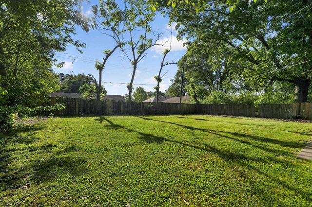 3346 COVINGTON PIKE, Memphis, TN 38134