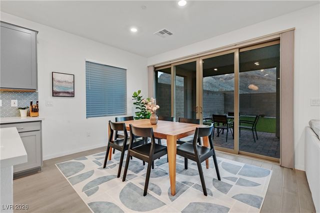 11636 Desert Hollow Avenue, Las Vegas, NV 89138