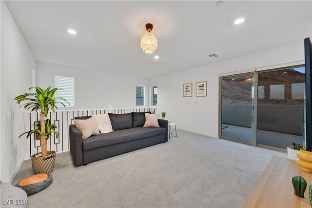 11636 Desert Hollow Avenue, Las Vegas, NV 89138