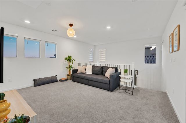 11636 Desert Hollow Avenue, Las Vegas, NV 89138