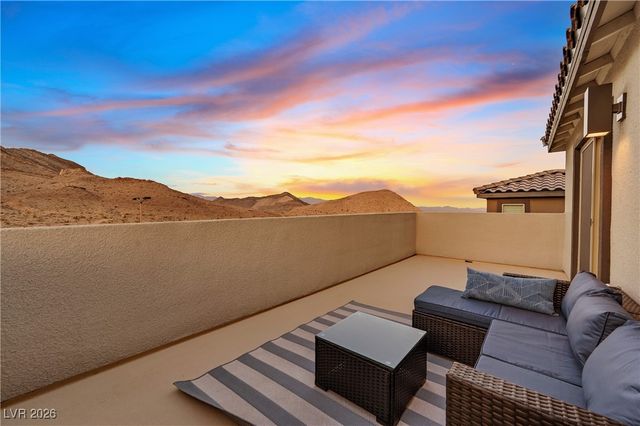 11636 Desert Hollow Avenue, Las Vegas, NV 89138