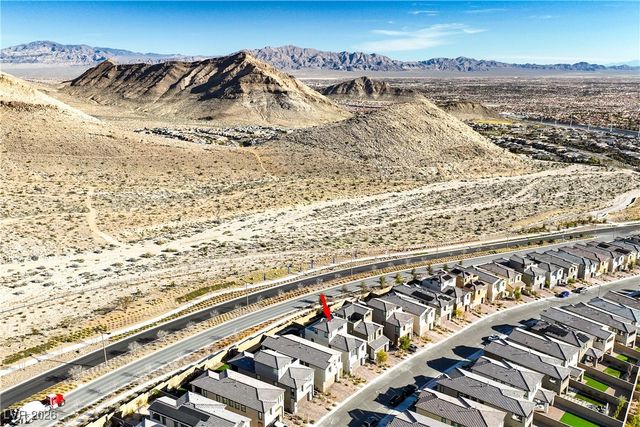 11636 Desert Hollow Avenue, Las Vegas, NV 89138