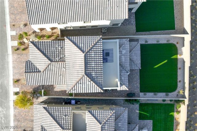 11636 Desert Hollow Avenue, Las Vegas, NV 89138