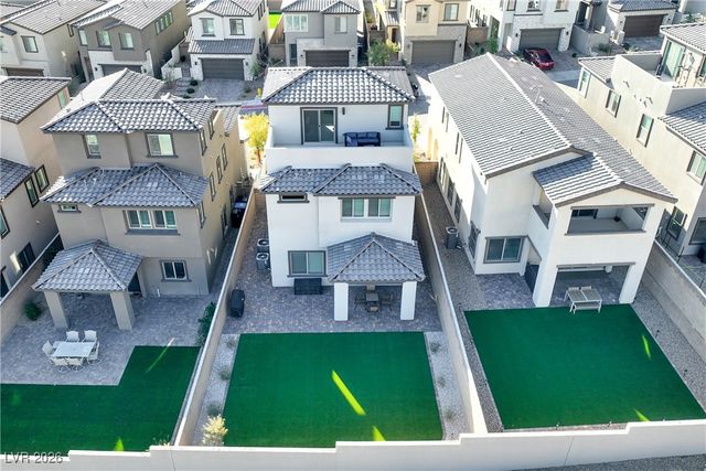 11636 Desert Hollow Avenue, Las Vegas, NV 89138