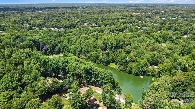 5838 Lake Providence Lane, Charlotte, NC 28277