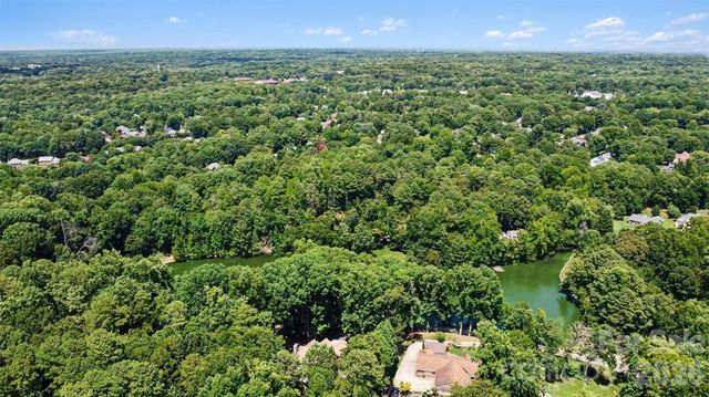 5838 Lake Providence Lane, Charlotte, NC 28277
