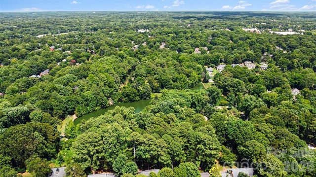 5838 Lake Providence Lane, Charlotte, NC 28277