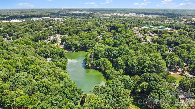 5838 Lake Providence Lane, Charlotte, NC 28277