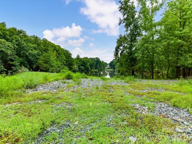 5838 Lake Providence Lane, Charlotte, NC 28277