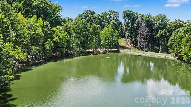 5838 Lake Providence Lane, Charlotte, NC 28277