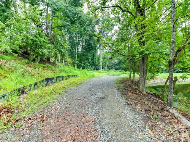 5838 Lake Providence Lane, Charlotte, NC 28277