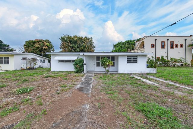 27 NE 17th Avenue, Pompano Beach, FL 33060