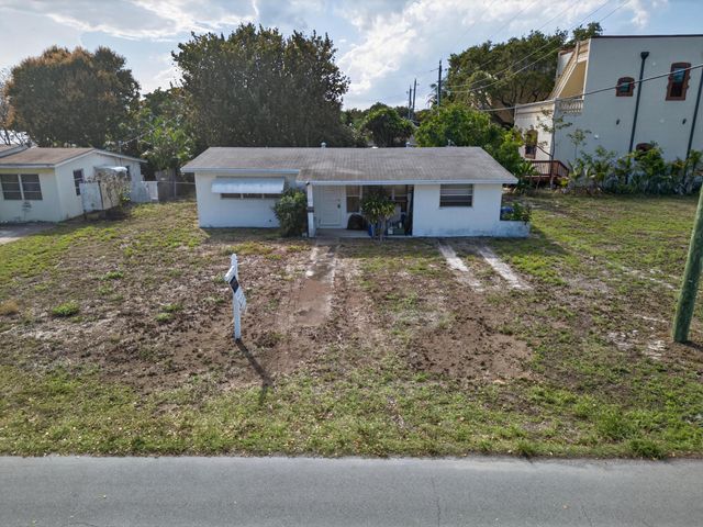27 NE 17th Avenue, Pompano Beach, FL 33060