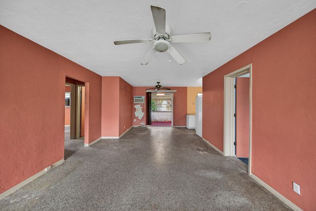27 NE 17th Avenue, Pompano Beach, FL 33060