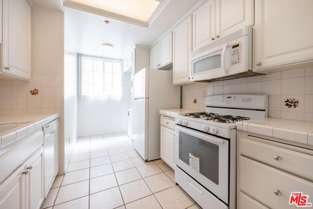 6922 Knowlton Place 103, Los Angeles, CA 90045