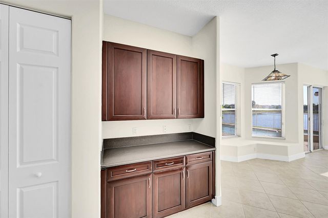 1221 Bay View Way, Wellington, FL 33414