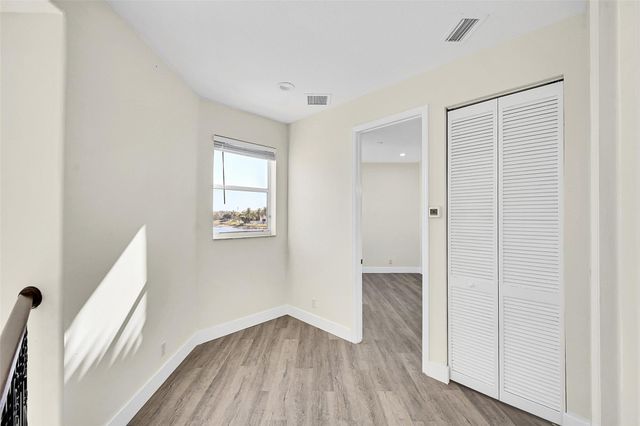 1221 Bay View Way, Wellington, FL 33414