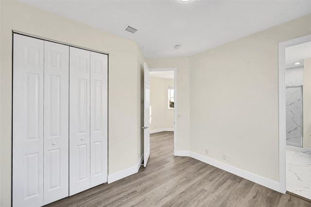 1221 Bay View Way, Wellington, FL 33414