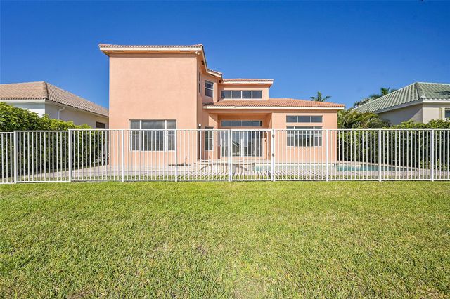 1221 Bay View Way, Wellington, FL 33414