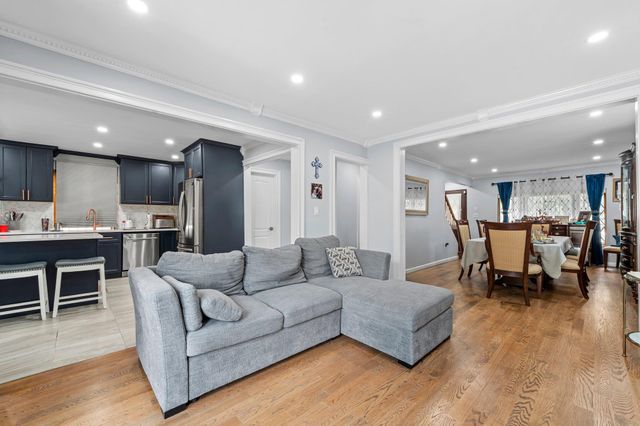 14-50 141st St, Whitestone, NY 11357
