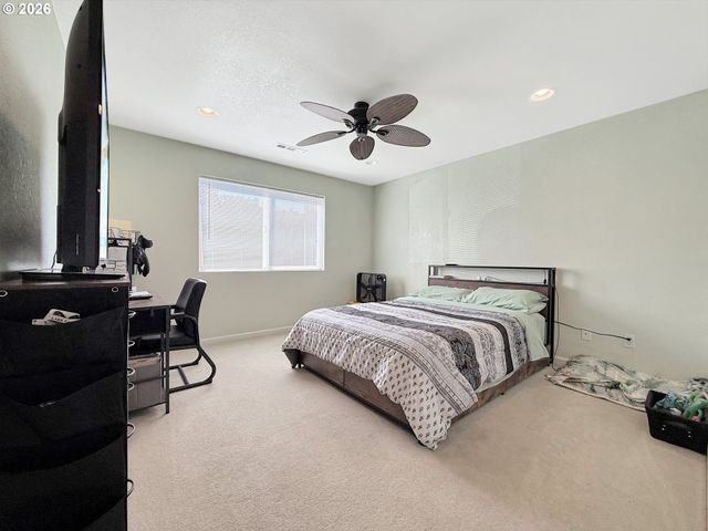 98557 WOODRIFF Ln, Brookings, OR 97415