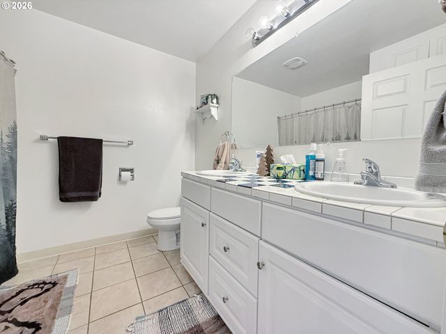 98557 WOODRIFF Ln, Brookings, OR 97415