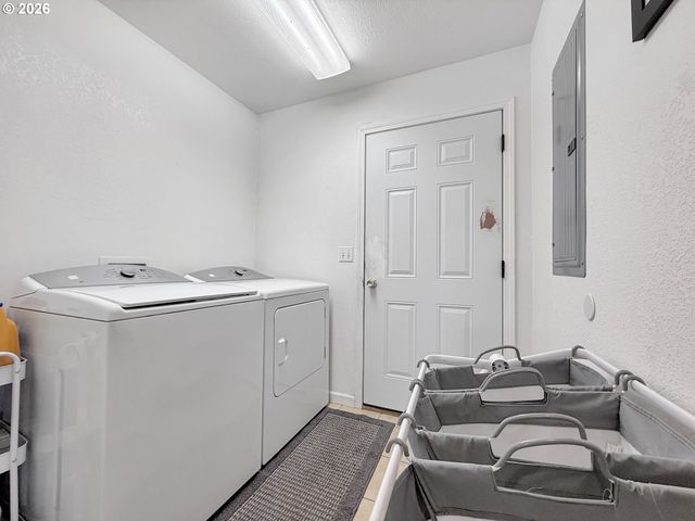 98557 WOODRIFF Ln, Brookings, OR 97415