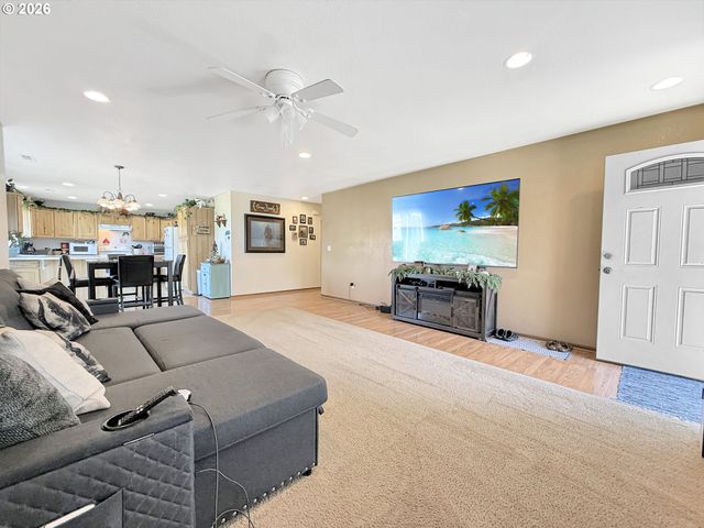 98557 WOODRIFF Ln, Brookings, OR 97415