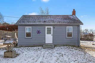 1124 E Fitchburg Road, Stockbridge Twp, MI 49285