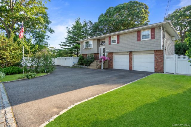 1296 Oak Avenue, West Islip, NY 11795