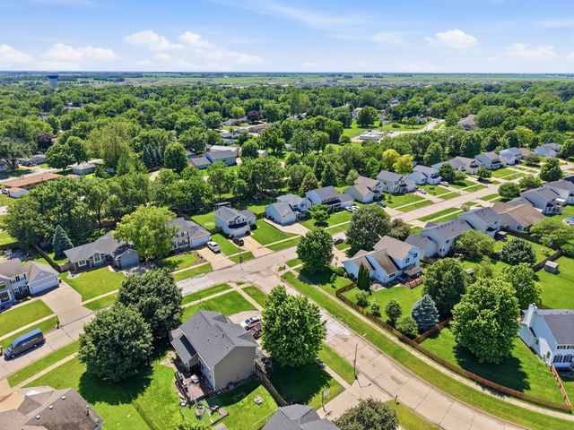 60 Marshall Drive, Waukee, IA 50263