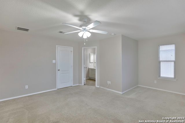 500 Dusty Emerald, Universal City, TX 78148